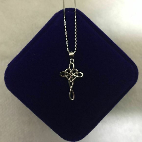 NWOT Silver Celtic Cross Necklace - Picture 5 of 7